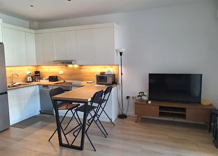 Modern 1br San Pietro * Plazhi San Pietro