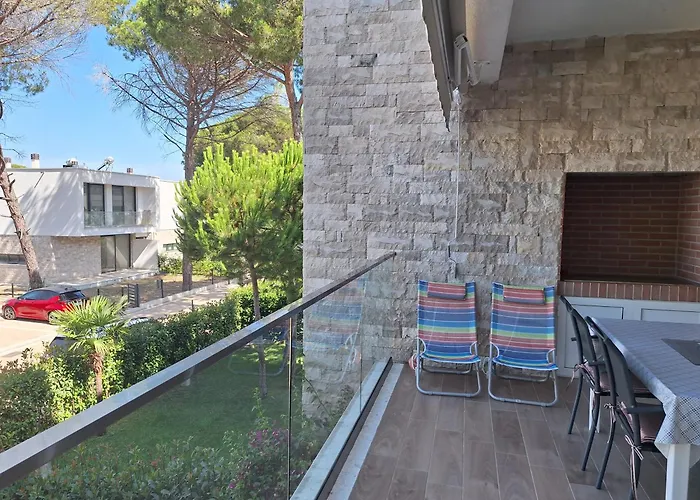 Modern 1br San Pietro Lejlighed *