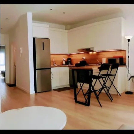 Modern 1br San Pietro Apartment *