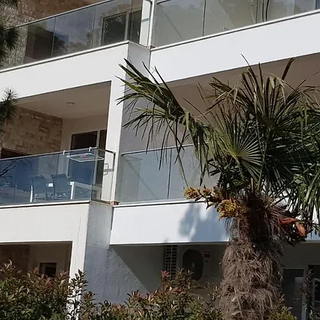 Modern 1br San Pietro Plazhi San Pietro