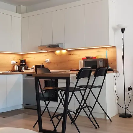 Apartment Modern 1br San Pietro