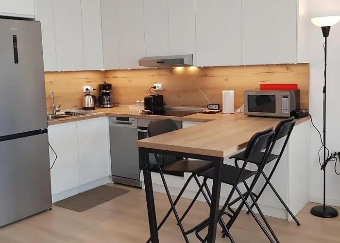 Modern 1br San Pietro Plazhi San Pietro