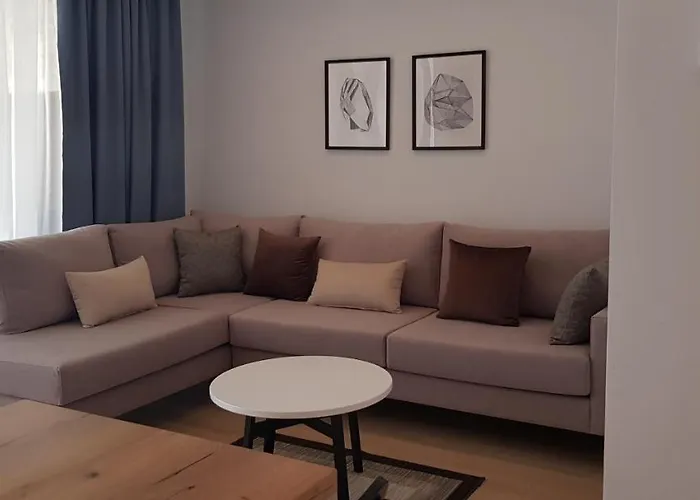 아파트 Modern 1br San Pietro *